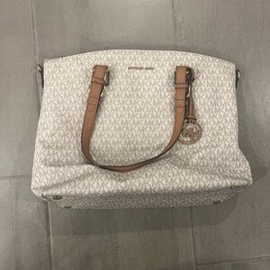 Michael Kors initial purse